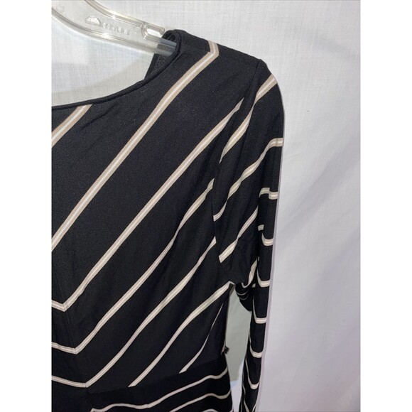 White House Black Market V Neck Dress Women’s Size 10 Black Striped Zip Back NWT - Picture 10 of 12
